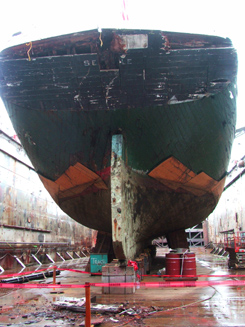 sternindrydock.jpg